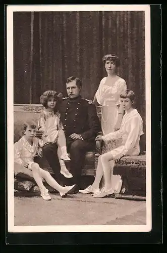 AK König Albert von Belgien im Kreise seiner Familie