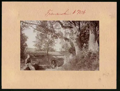 Fotografie Brück & Sohn Meissen, Ansicht Frauenstein i. Erzg., Blick auf den Hof der Ruine