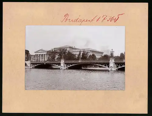 Fotografie Brück & Sohn Meissen, Ansicht Budapest, Blick auf das Königlich ungarisches Museum für schöne Künste