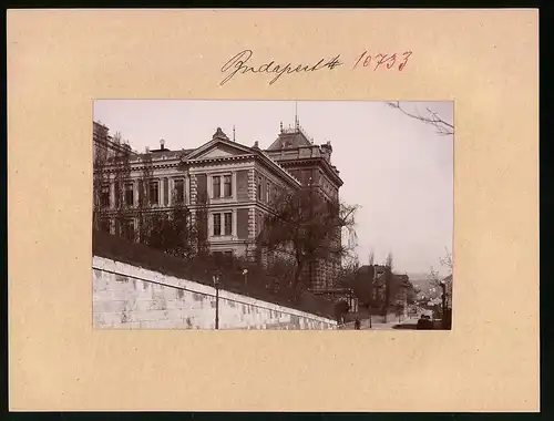 Fotografie Brück & Sohn Meissen, Ansicht Budapest, Franz-Joseph-Bildungsinstitut, katholisches Universitätsgymnasium