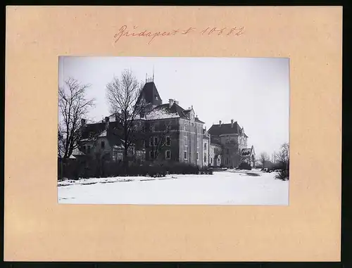 Fotografie Brück & Sohn Meissen, Ansicht Budapest, Schloss im Winter