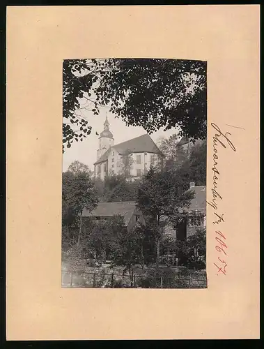 Fotografie Brück & Sohn Meissen, Ansicht Schwarzenberg i. Erzg., Blick auf die Kirche am Berg