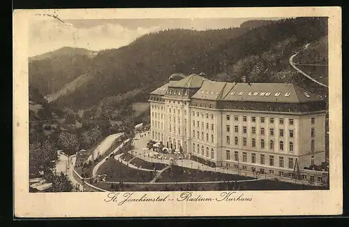 AK St. Joachimstal, Radium-Kurhaus aus der Vogelschau