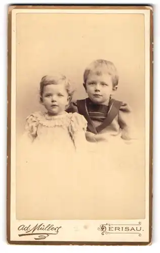 Fotografie Ad. Müller, Herisau, Casernenstr., Kinderpaar in hübscher Kleidung