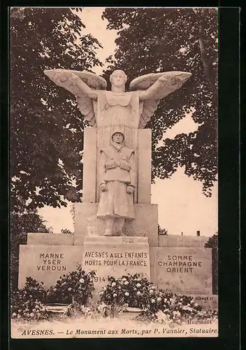 AK Avesnes, Le Monument aux Morts