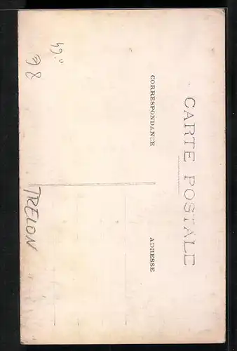 AK Trelon, Le Monument aux Morts