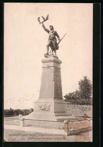 AK Wambrechies, Le Monument aux Morts