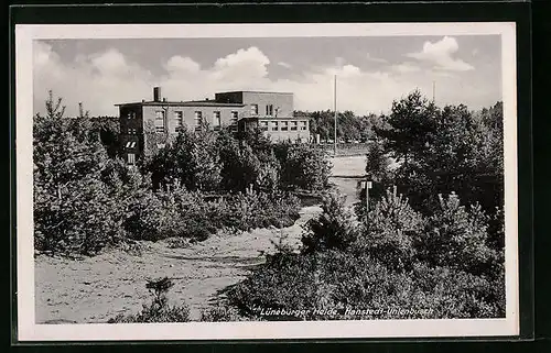 AK Hanstedt-Uhlenbusch /Lünbeburger Heide, Gebäude in der Landschadft