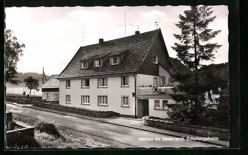 AK Mellen /Sauerl., Erholungsheim mit Strasse