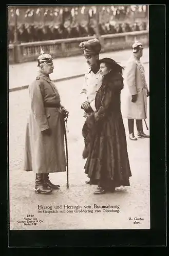 AK Herzog und Herzogin von Braunschweig im Gespräch mit dem Grossherzog von Oldenburg