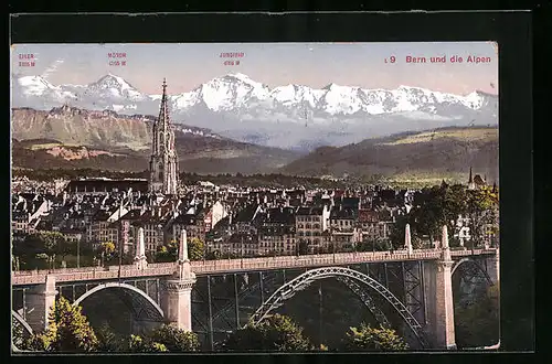 AK Bern, Ortsansicht hinter Brücke mit Alpen