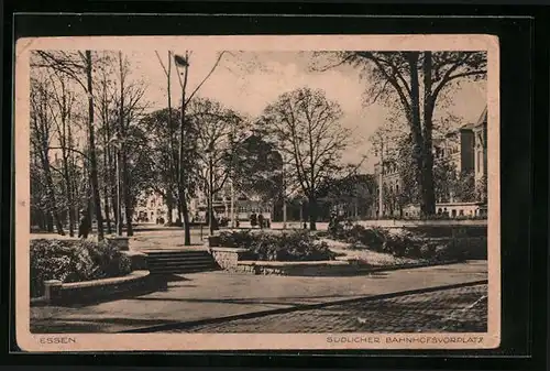 AK Essen /Ruhr, Südlicher Bahnhofsvorplatz