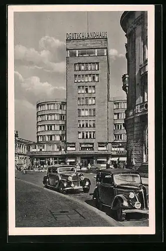 AK Essen, Parkende Oldtimer vor dem Deutschlandhaus