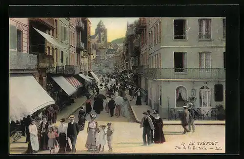 AK Le Tréport, Rue de al Batterie, Strassenpartie