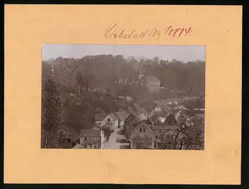 Fotografie Brück & Sohn Meissen, Ansicht Liebstadt i. Sa., Blick über den Ort mit Strassenansicht