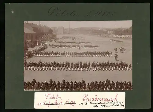 Fotografie Brück & Sohn Meissen, Ansicht Döbeln i. Sa., Parademarsch der 11. Infanterie-Regiment Nr. 139, Uniform