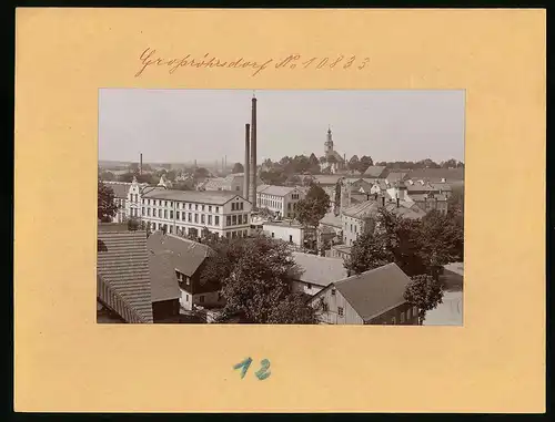 Fotografie Brück & Sohn Meissen, Ansicht Grossröhrsdorf i. Sa., Ortsansicht mit Fabrikgebäude