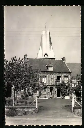 AK Canville les deux Eglises, La Mairie et l`école
