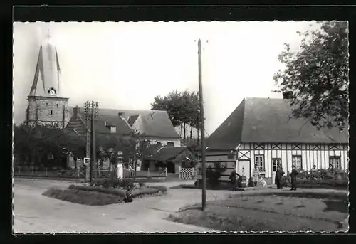 AK Canville les deux Églises, La place de la Mairie