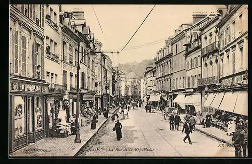 AK Elbeuf, La Rue de la République, Strassenpartie