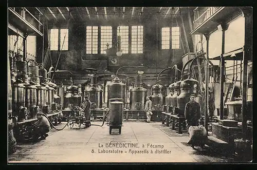 AK Fécamp, La Bénédictine, Laboratoire, Appareils à distiller
