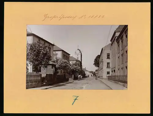 Fotografie Brück & Sohn Meissen, Ansicht Grossröhrsdorf i. Sa., Blick in die Radebergerstrasse, Hotel zur goldenen Krone