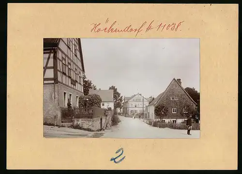 Fotografie Brück & Sohn Meissen, Ansicht Höckendorf bei Edle Krone, Blick in die Dorfstrasse mit Brauerei
