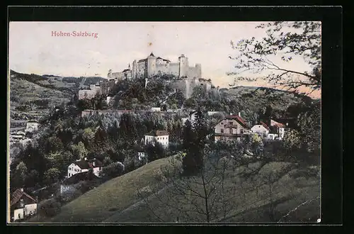 AK Festung Hohen-Salzburg oberhalb von Häusern