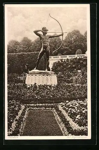 AK Potsdam, Orangerie zu Sanssouci - Bronzefigur Der Bogenschütze