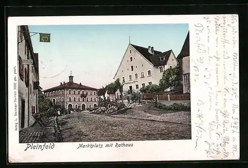 AK Pleinfeld, Marktplatz mit Rathaus und Gasthaus Stern mit leuchtenden Fenstern