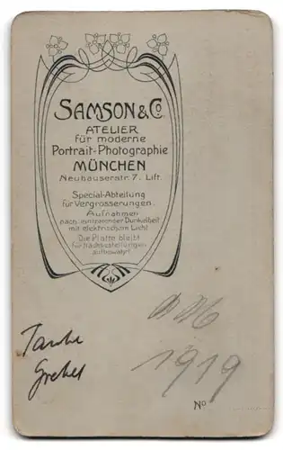 Fotografie Samson & Co., München, Neuhauserstrasse 7, Mutterglück einer jungen Dame mit ihrem Wonneproppen