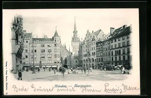 AK München, Marienplatz mit Uhrenturm