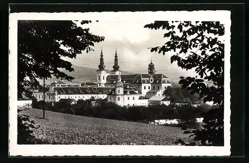 AK Velehrad, Ortsansicht mit Schloss