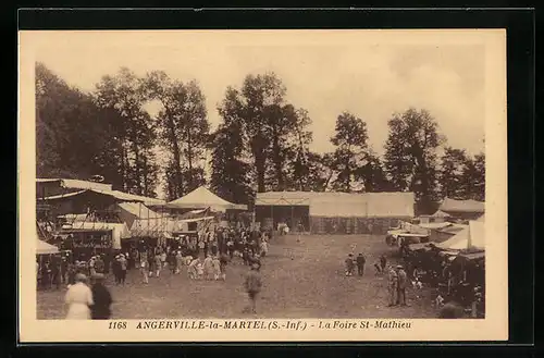 AK Angerville-la-Martel, La Foire St-Mathieu