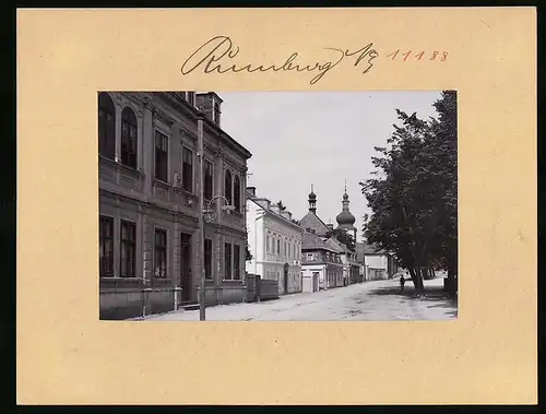 Fotografie Brück & Sohn Meissen, Ansicht Rumburg i. B., Partie in der Dammgasse mit Blick zum Kloster