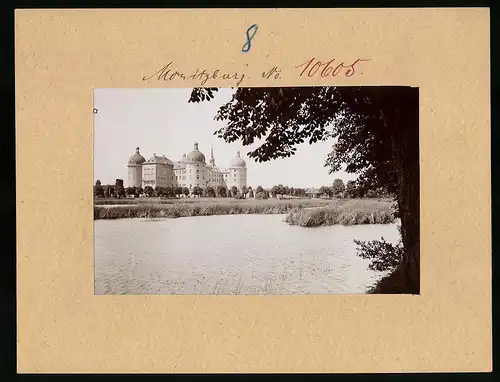 Fotografie Brück & Sohn Meissen, Ansicht Moritzburg, Blick auf das Jagdschloss Moritzburg