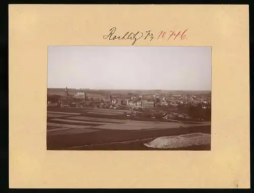 Fotografie Brück & Sohn Meissen, Ansicht Rochlitz i. Sa., Panorama der Stadt mit Kirche