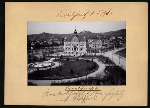 Fotografie Brück & Sohn Meissen, Ansicht Kötzschenbroda-Niederlössnitz, Königsplatz mit Rathaus
