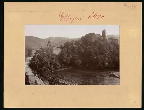 Fotografie Brück & Sohn Meissen, Ansicht Elbogen, Blick auf die Realschule mit Bahngleisen und Blick zum Schloss