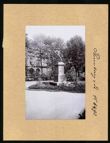 Fotografie Brück & Sohn Meissen, Ansicht Rumburg i. B., Partie am Denkmal Kaiser Josef II. in den Anlagen