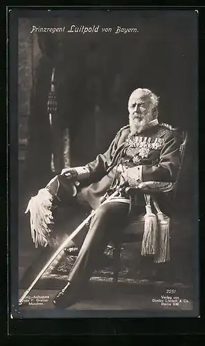 AK Prinzregent Luitpold von Bayern in Uniform mit Säbel
