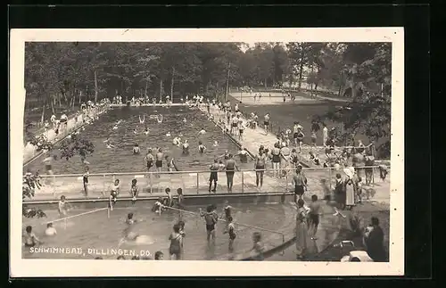 AK Dillingen a. Donau, Schwimmbad mit Badegästen