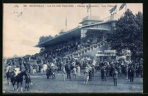 AK Deauville-La Plage Fleurie, Champ de Courses - Les Tribunes