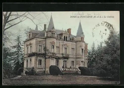 AK Doue-la-Fontaine, Le Chateau