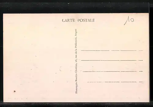 AK Rosiers, unter den Brücken, Strassenpartie, Blick über die Siedlung