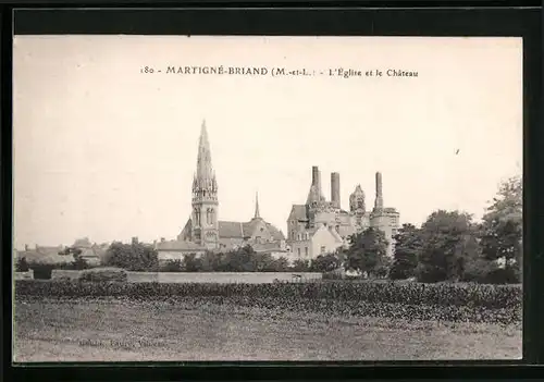 AK Martigne-Briand, L`Eglise et le Chateau