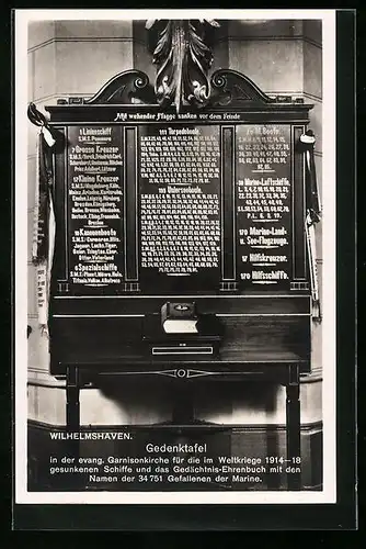 AK Wilhelmshaven, Gedenktafel & Ehrenbuch in der evang. Garnisonkirche für die im Weltkriege 1914-18 gesunkenen Schiffe