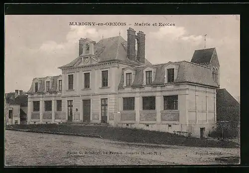 AK Marigny-en-Orxois, Mairie et Ecole