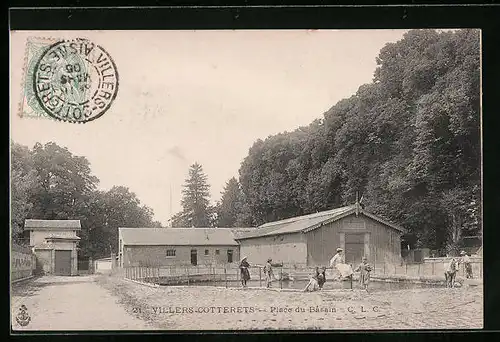 AK Villers-Cotterets, Place du Bassin