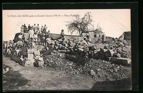 AK St-Paul-au-Bois, Place Publique